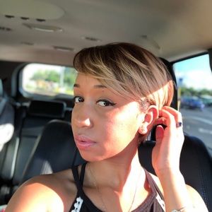 Meet your Posher, Danielys